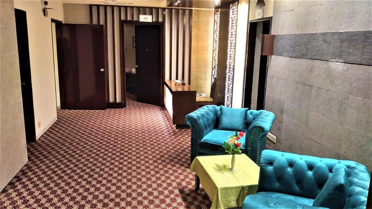 Center Point Apartment 다카 외부 사진