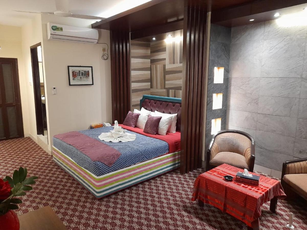 Center Point Apartment 다카 외부 사진